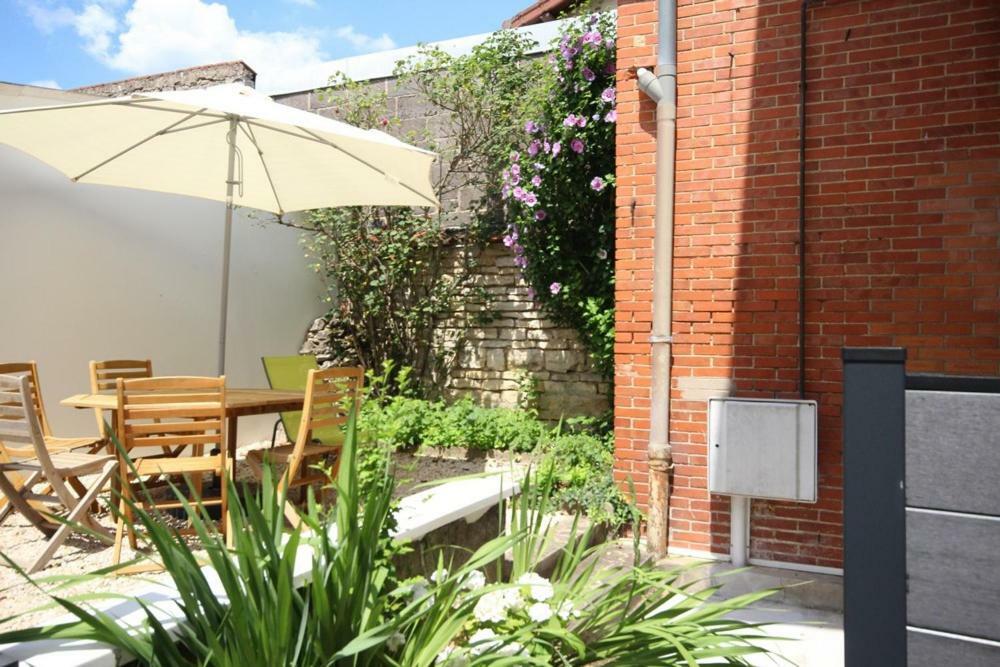Appartements Le Cru Colbert 본느 외부 사진